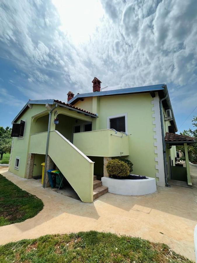Pomerino Apartmans Extérieur photo