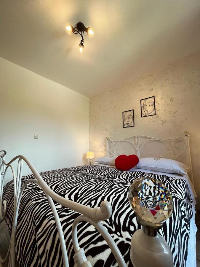 Pomerino Apartmans Extérieur photo