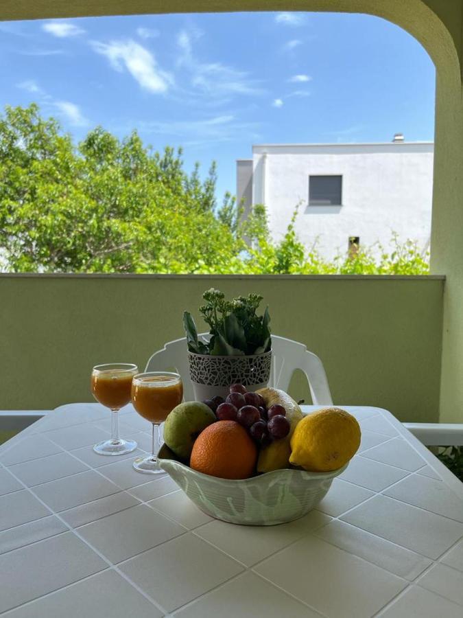 Pomerino Apartmans Extérieur photo